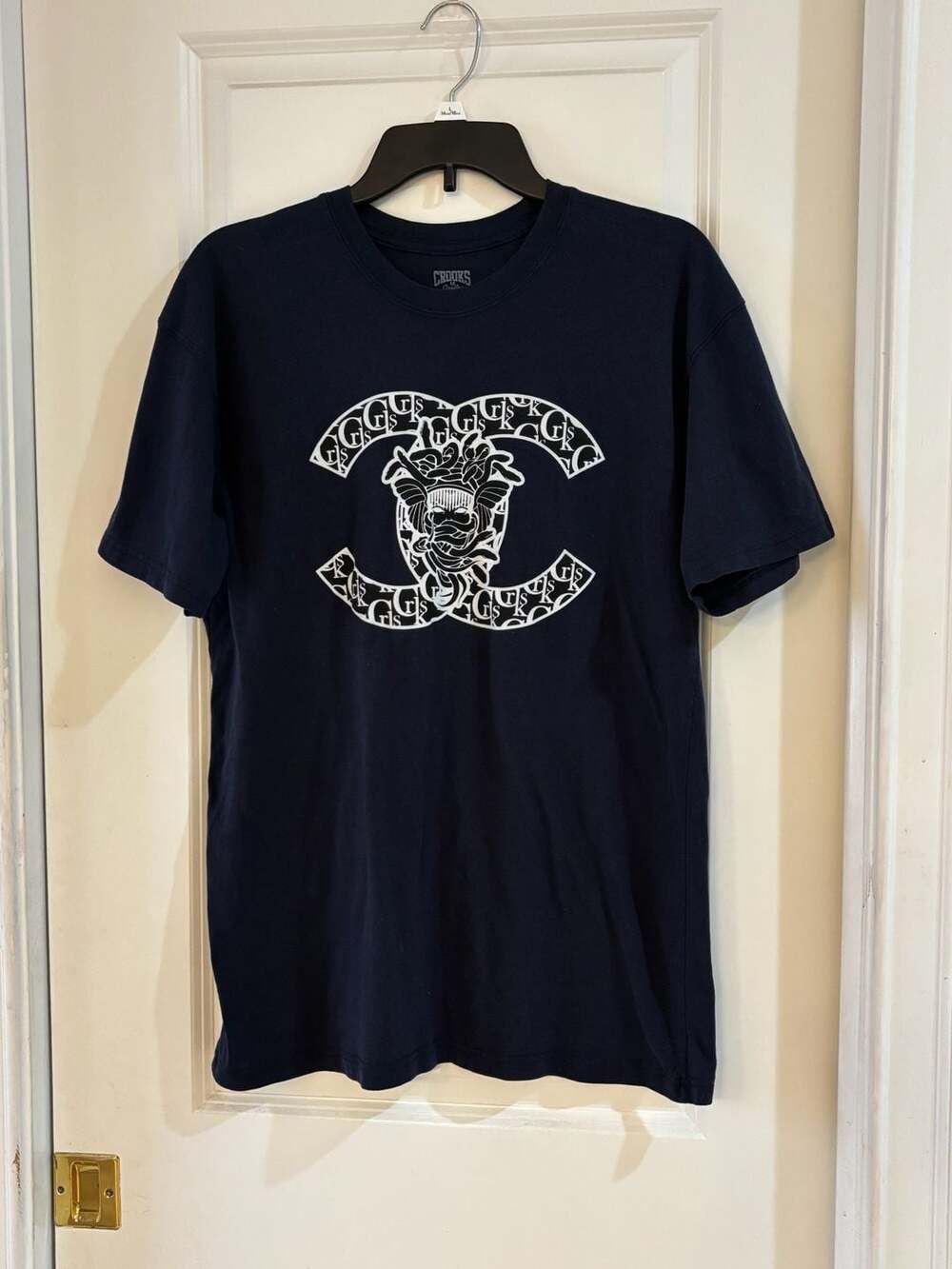 Crooks & Castles Men's Medusa CC Graphic Short Sleeve T-Shirt